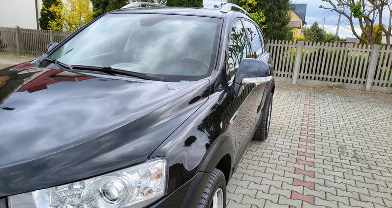 Chevrolet Captiva cena 39500 przebieg: 177000, rok produkcji 2011 z Staszów małe 529